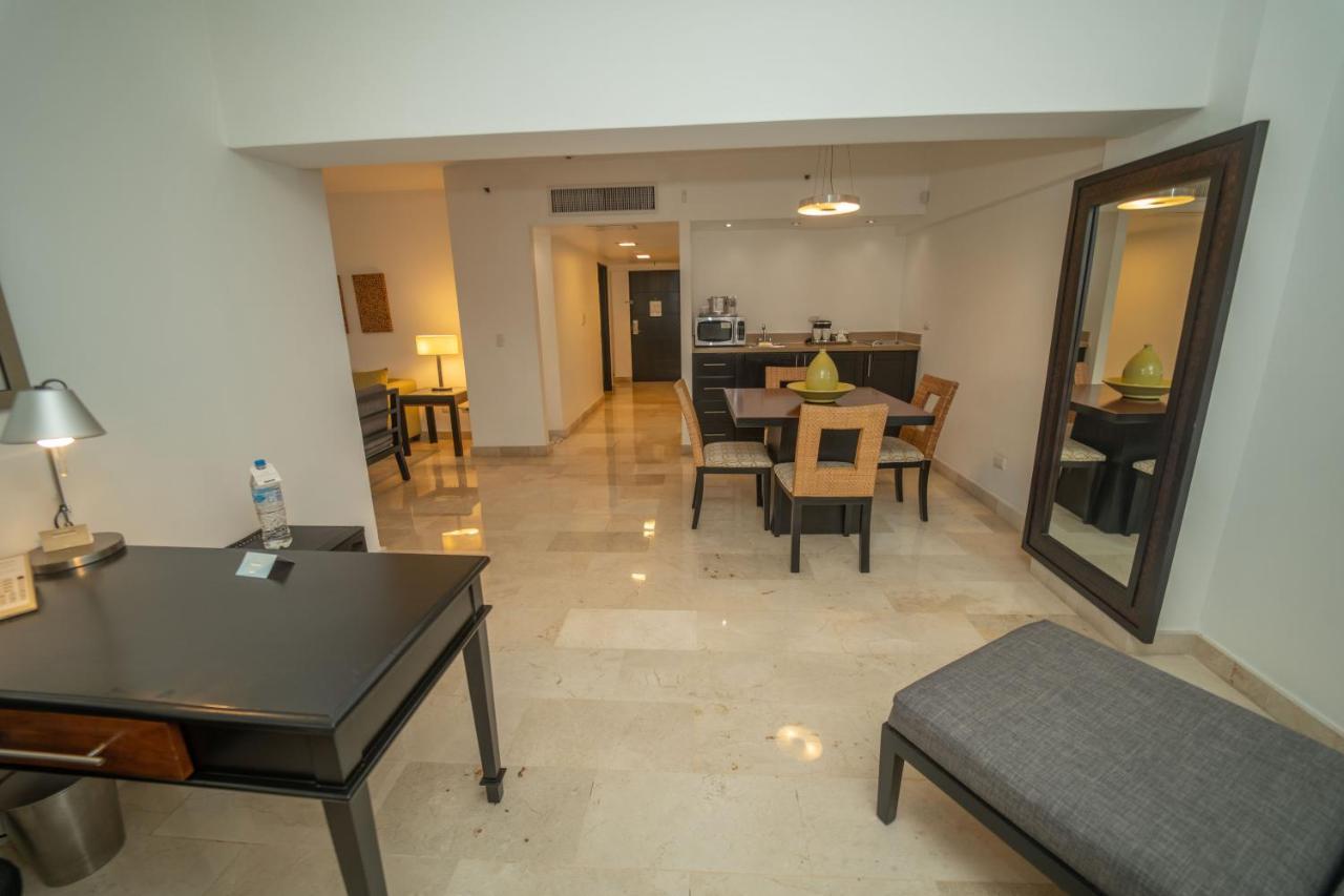 Radisson Hotel Santo Domingo Exteriér fotografie